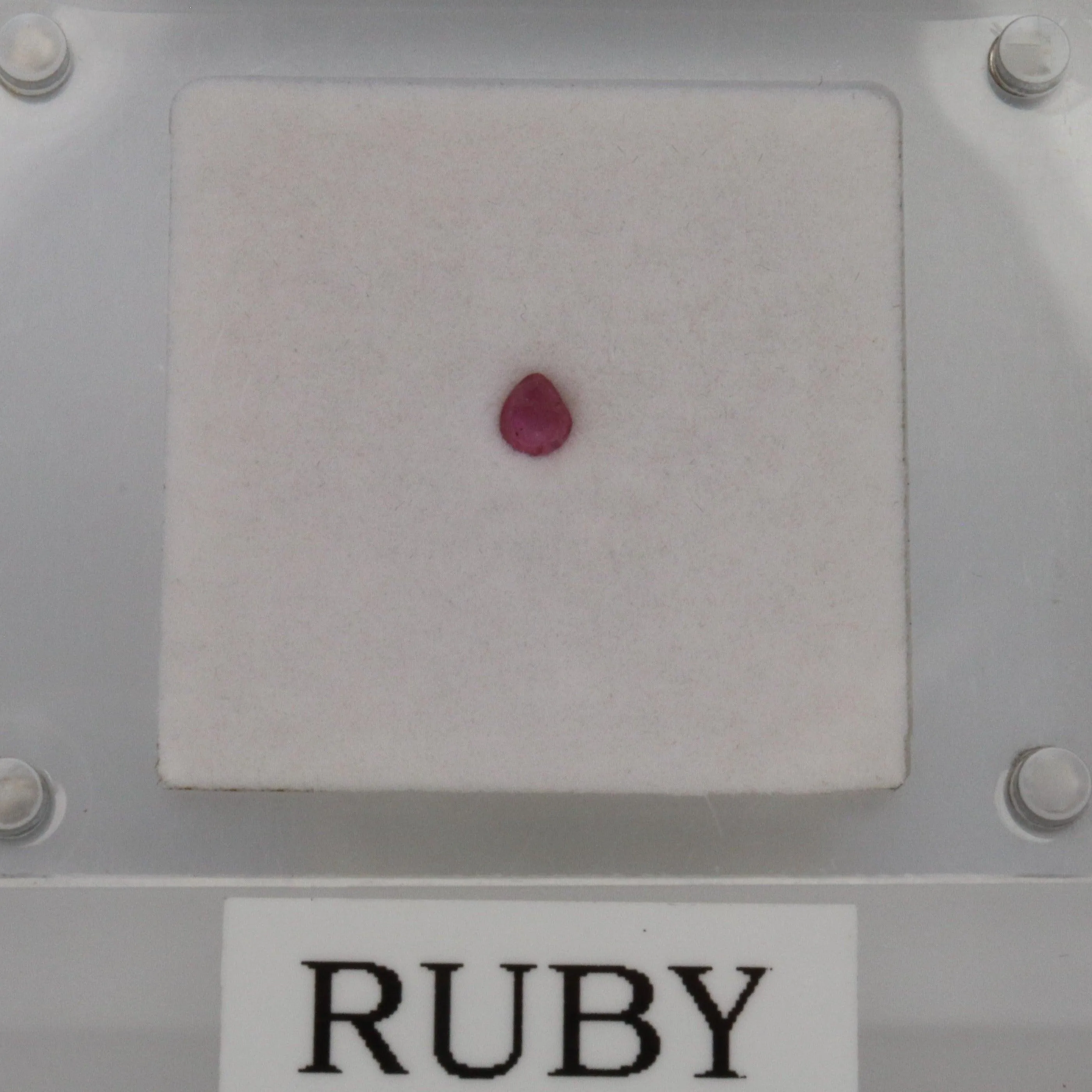 3.2mmx2.8mm Pear Ruby Stone