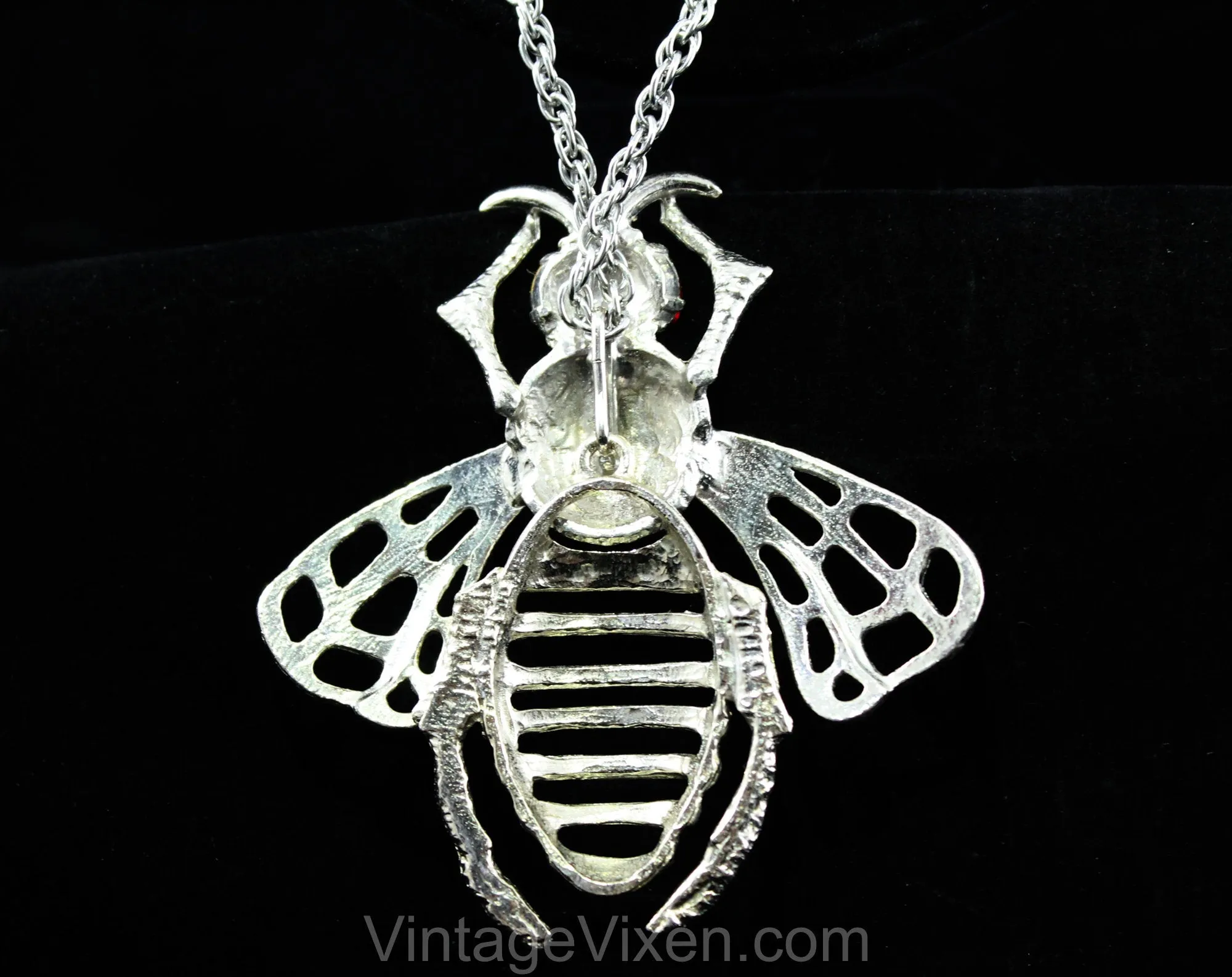 70s Pendant Necklace - Novelty Bee Insect Design with Jointed Moveable Parts - Silver Hue Metal Wasp - 1970s Big Bug with Ruby Rhinestones