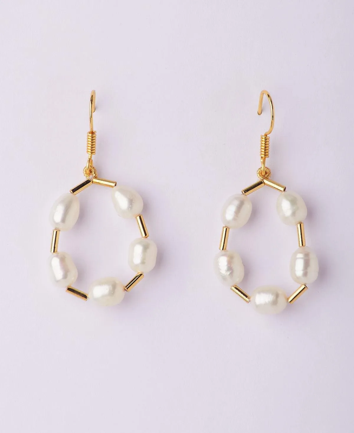 Elegant Hanging Pearl Earring
