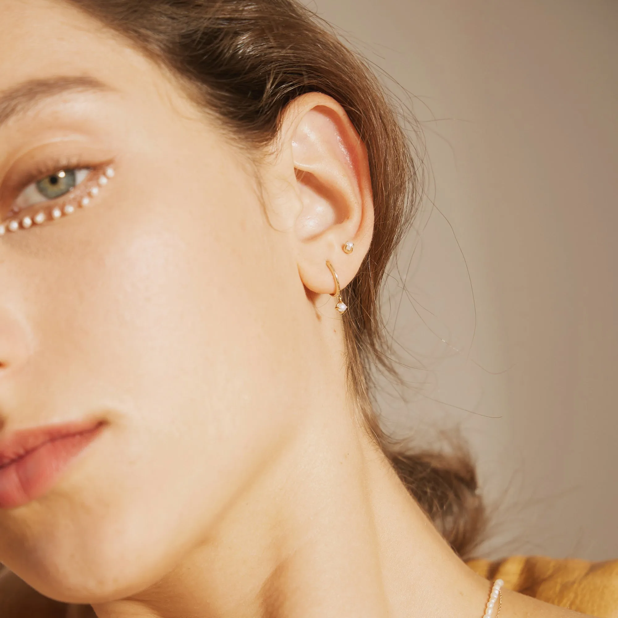 EVANGELINE | Single White Pearl Stud Earring