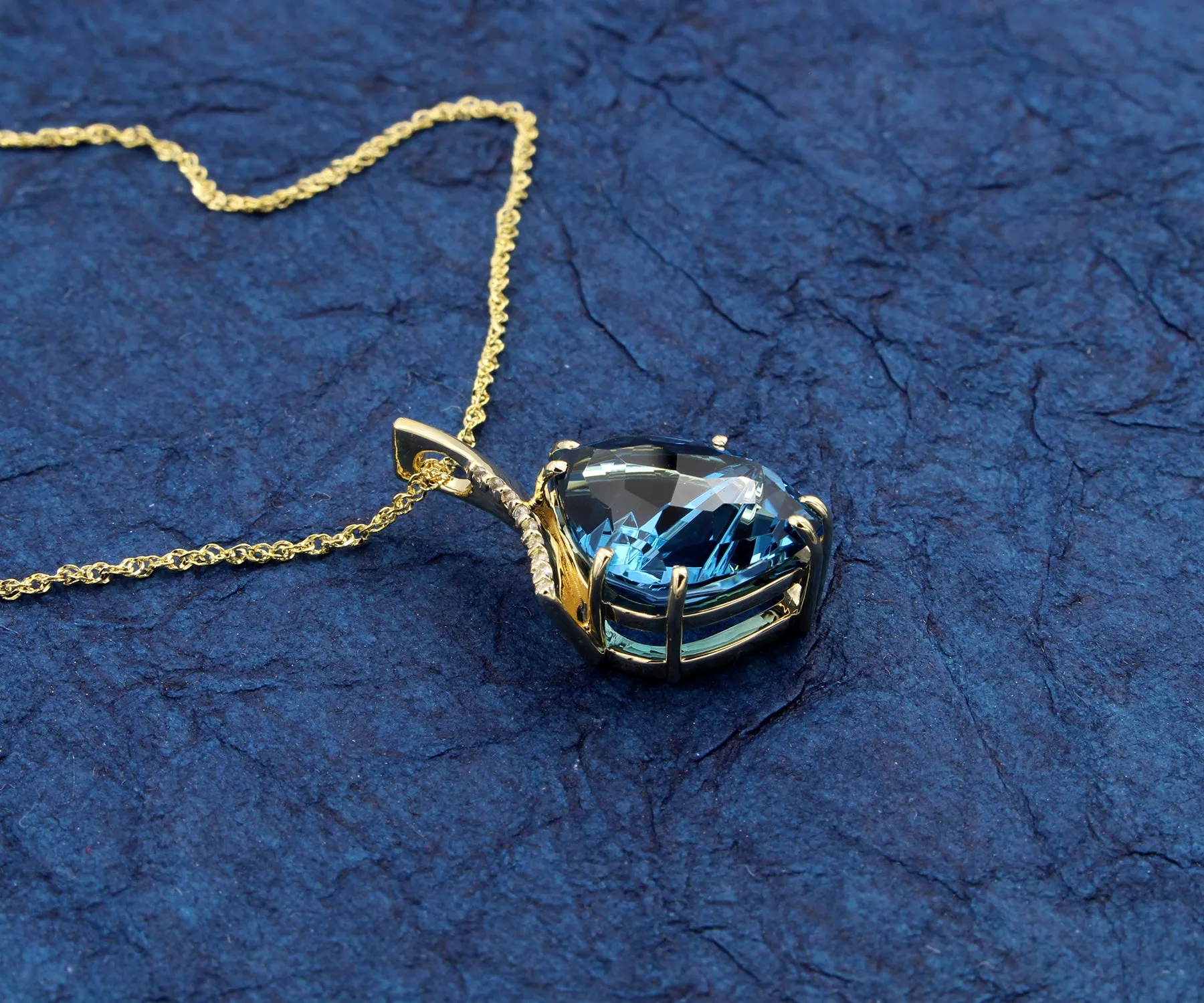 Freeform Offset London Blue Topaz Diamond Gold Necklace