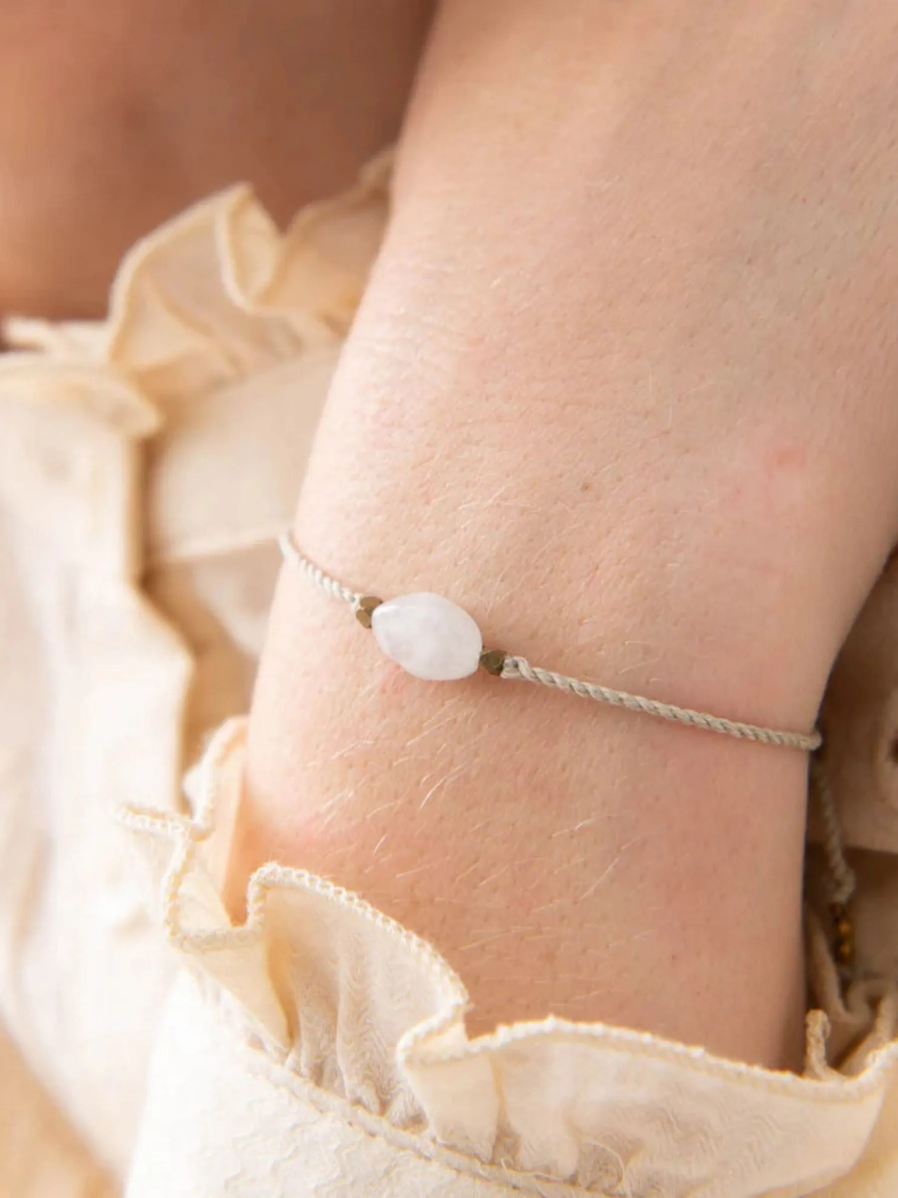 Gemstone Card Moonstone | A Beautiful Story