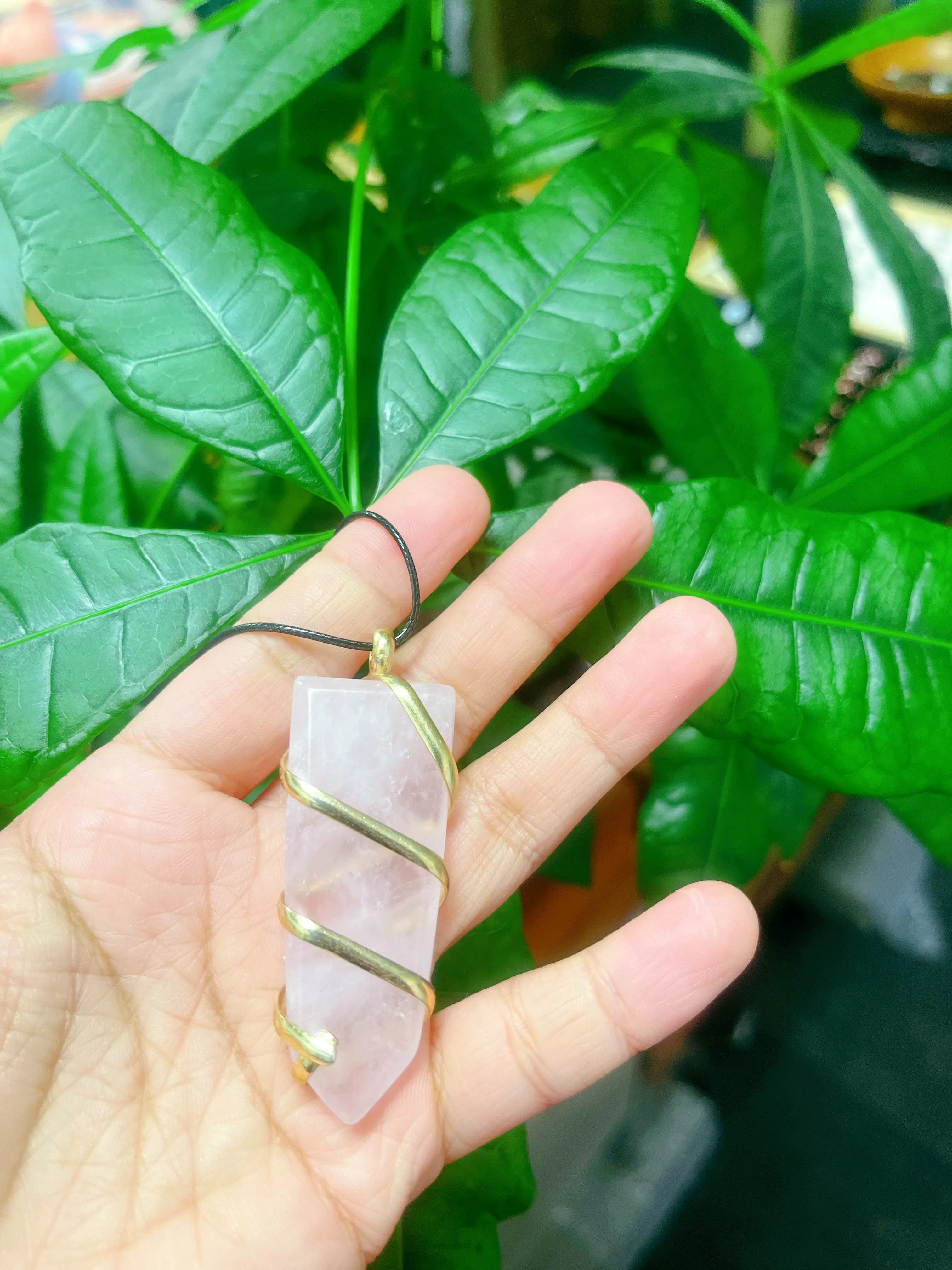 Gemstone point necklace