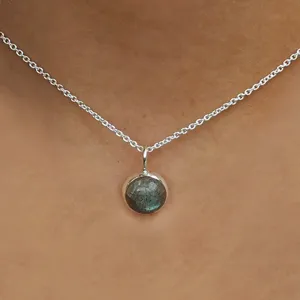 Grace Labradorite Pendant