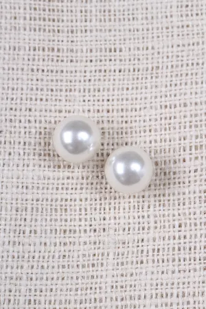 Oversized Faux Pearls Stud Earrings