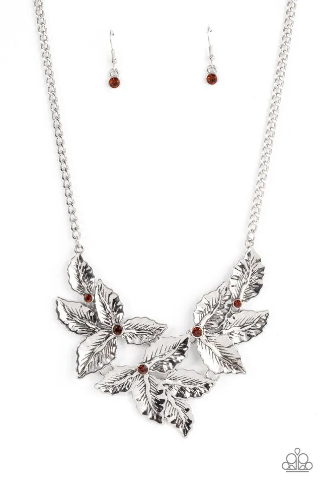 Paparazzi Necklace ~ Holly Heiress - Brown