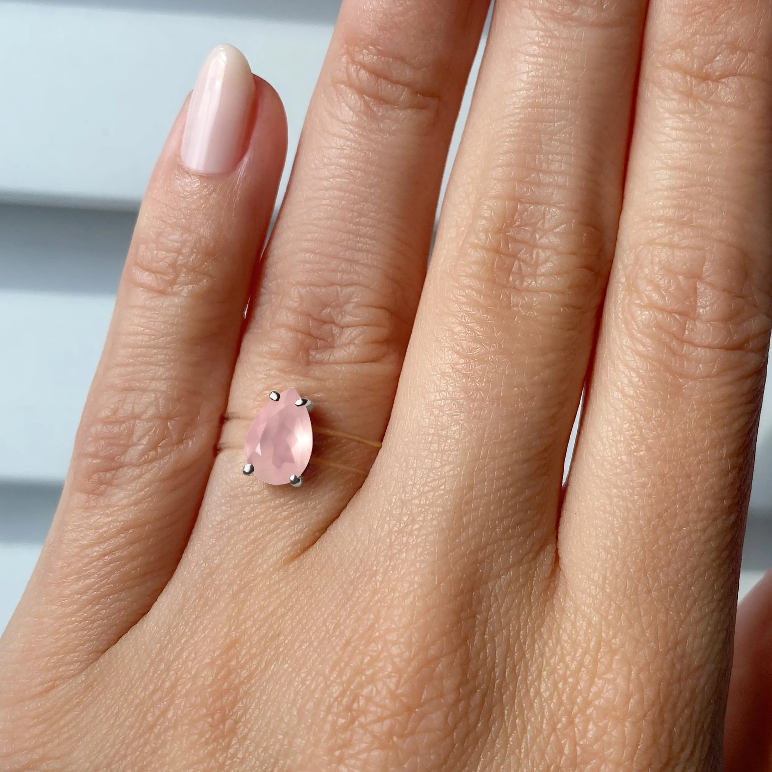 Rose Quartz Ring - Floating Sway