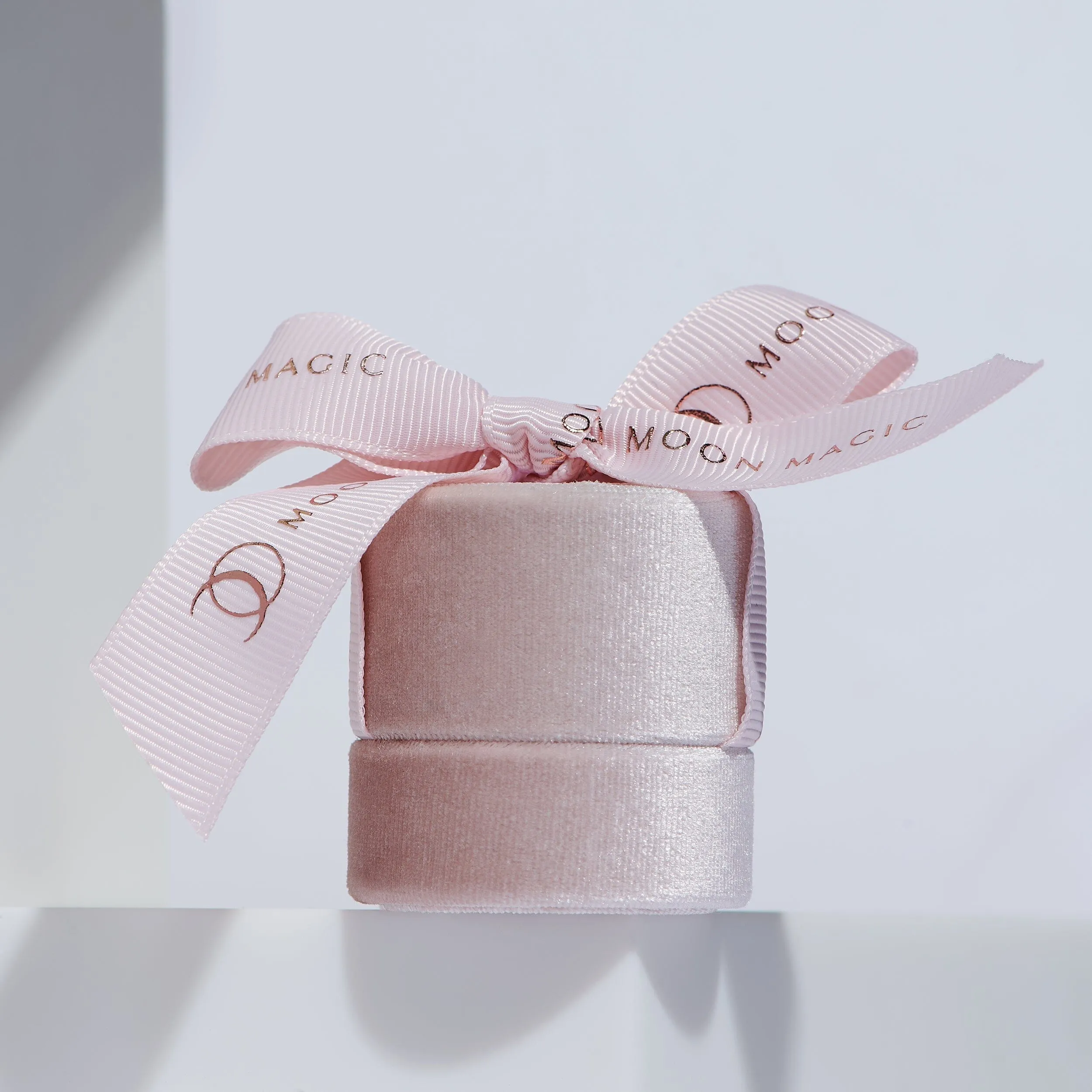 Rose Quartz Ring - Floating Sway