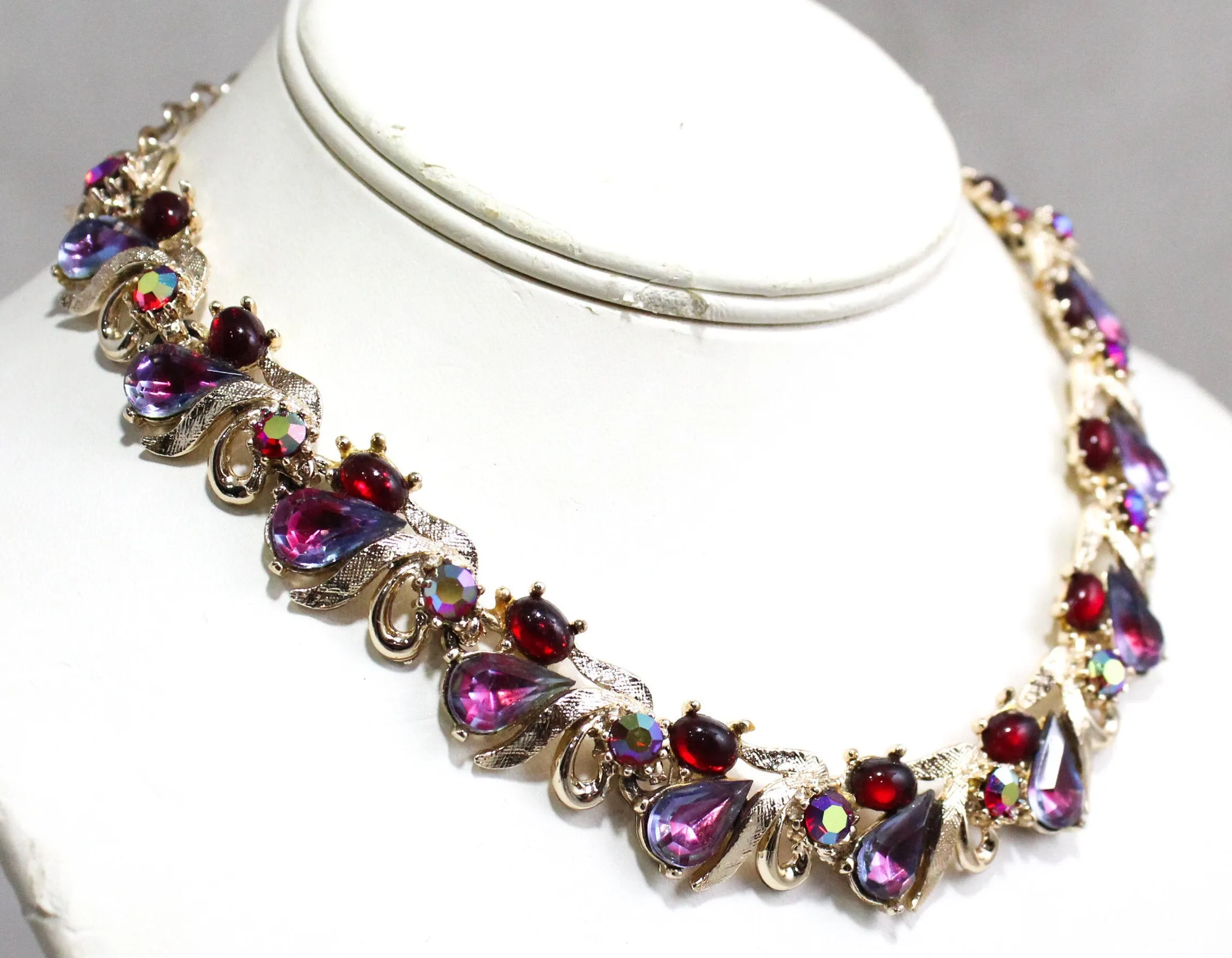 Ruby & Pink Rhinestones Necklace - 50s Glamour - Two Tone Violet - 1950s Pageant Style Formal Jewelry - Evening Necklace by Art - 50460