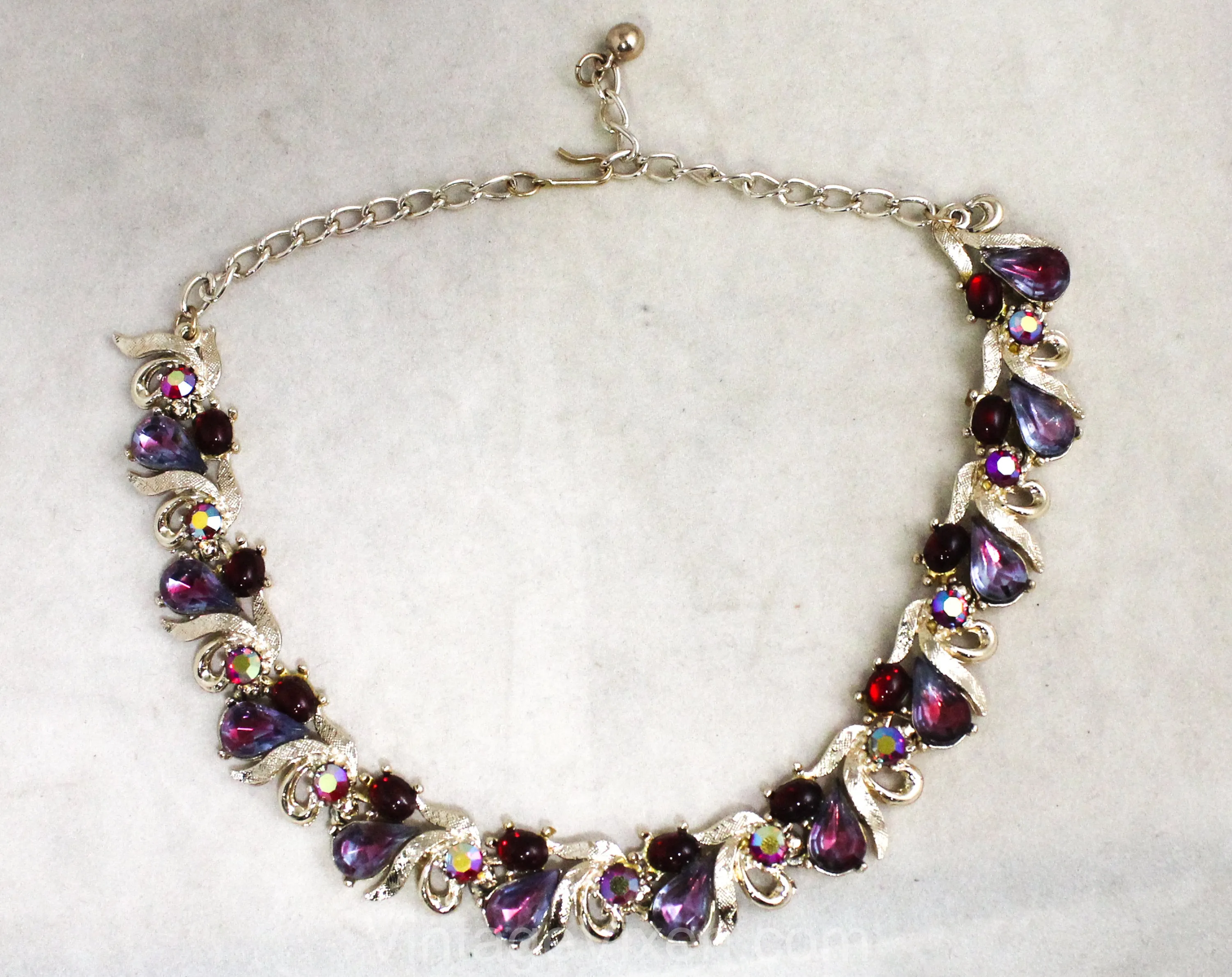 Ruby & Pink Rhinestones Necklace - 50s Glamour - Two Tone Violet - 1950s Pageant Style Formal Jewelry - Evening Necklace by Art - 50460