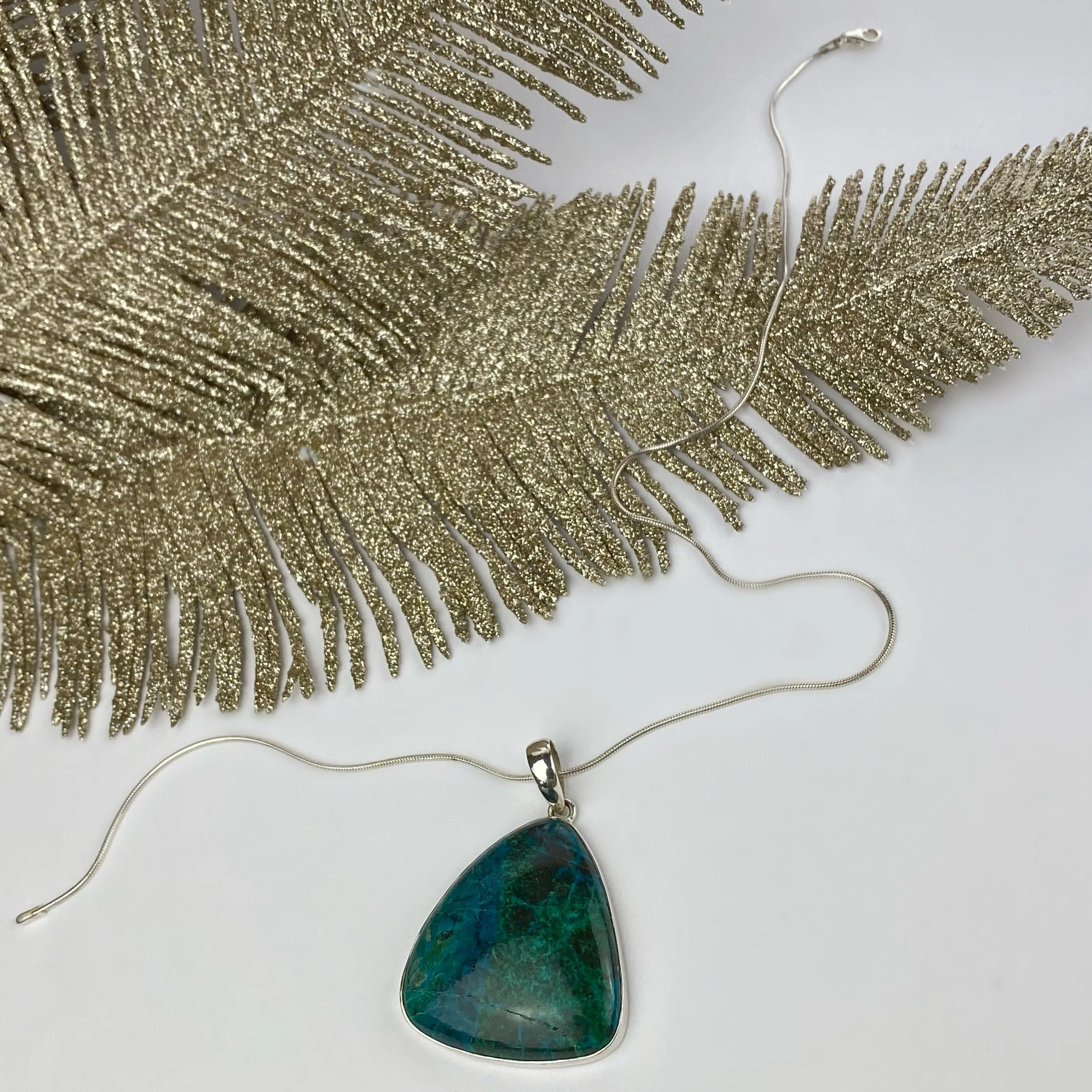 Sabina Pendant - VP208