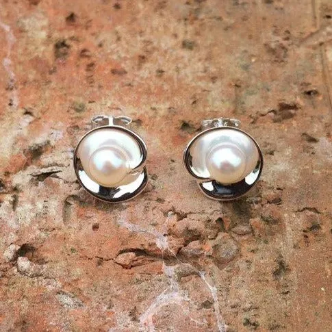 Swirl Pearl Stud Earrings