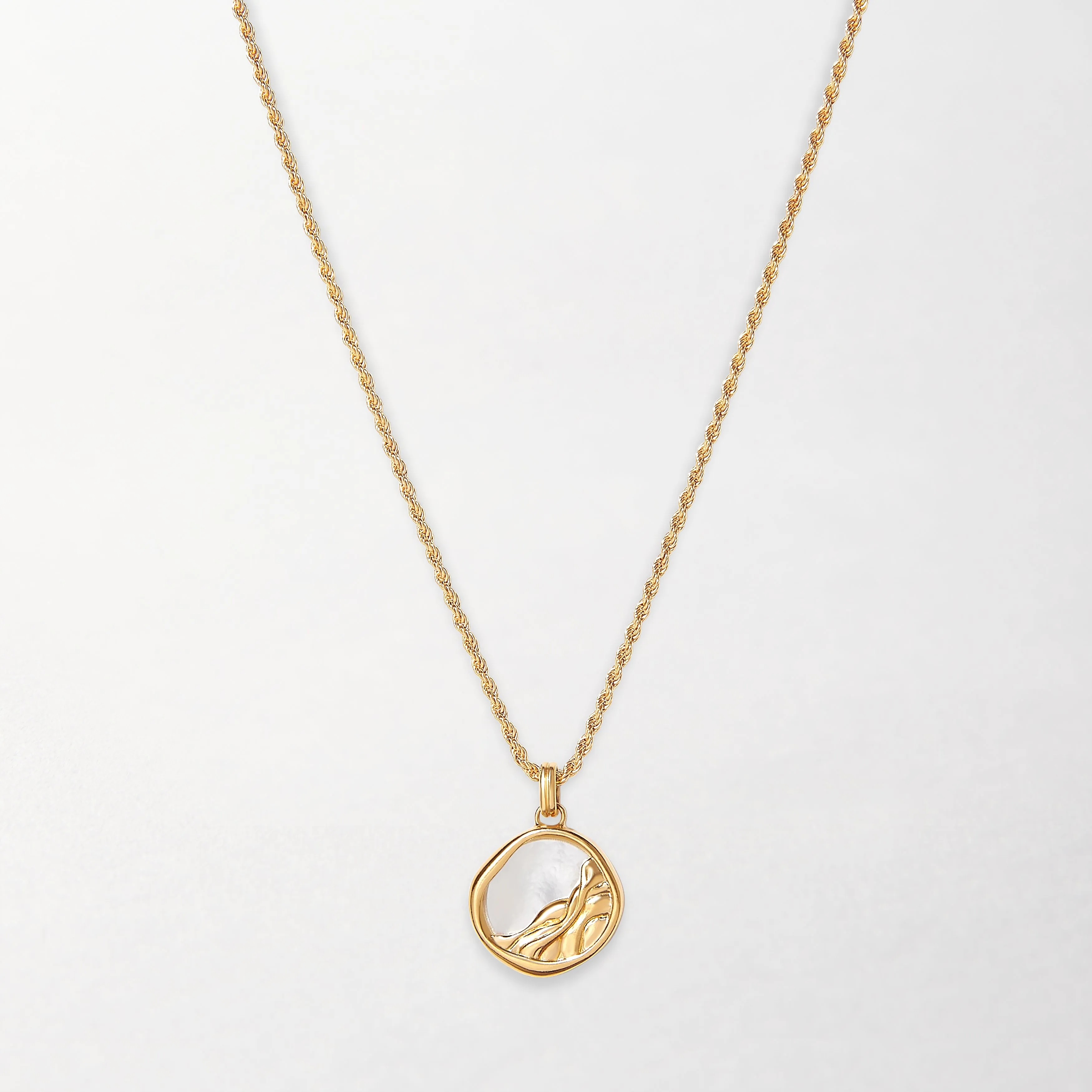 Victoria Pearl Necklace